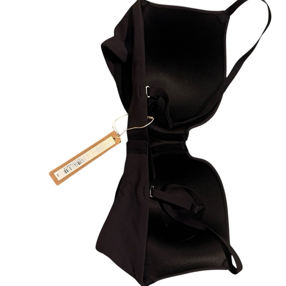 SKIMS Fits Everybody T Shirt Bra - Picture 2 of 2